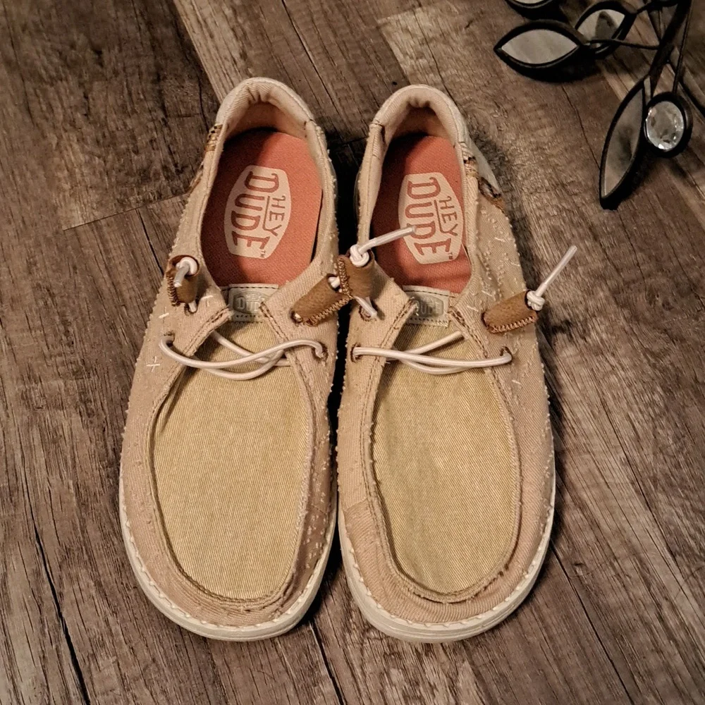 Hey Dude Shoes In Excellent Condition